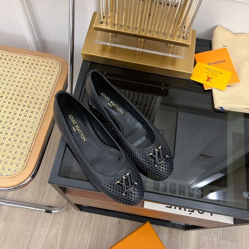 Louis Vuitton Flat Shoes